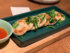 香煎目鱼饼-弄堂里·寻味杭州(湖滨银泰in77C区店)
