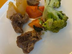 -上海西藏大厦万怡酒店Momo Cafe(徐汇店)