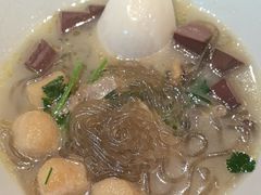 -大食代美食广场(上海中心店)