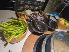 -芸山季·云南山珍菌火锅(人民广场来福士店)