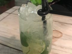 -胡桃里乐队酒馆(鎏嘉码头店)