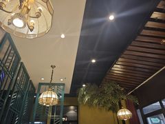 -黄泥岗·地道湖北菜(奥特莱斯店)