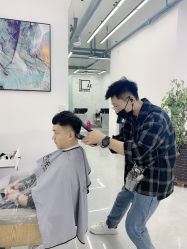 -IN HAIR艺术+造型