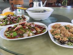 -四川小胡子海鲜(丁村万人海鲜广场店)