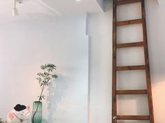 -红小姐咖啡馆(西津渡店)