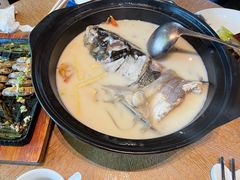 东湖海鲜鱼头煲-宁波柏悦酒店·钱湖渔港