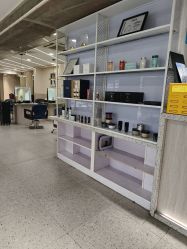 -PE SALON