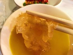 -鲜入围煮花胶鸡海鲜火锅