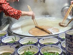 -镇南锅盖面馆(解放路店)