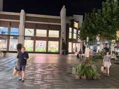 -比斯特上海购物村精品奥特莱斯
