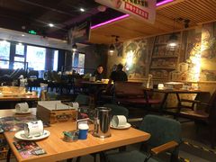 大堂-喝丢一只鞋海鲜烧烤·海肠捞饭(东关街店)