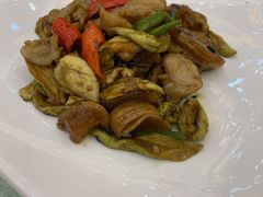 -东豪园林海鲜酒家(南港路辅路店)