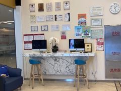 -瑞尔齿科(颐堤港诊所)