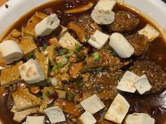 -六福烧烤酒馆(秦隆步行街店)