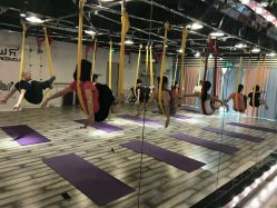 -STUDIO E POLE DANCE