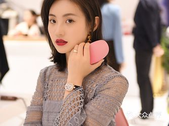 闺蜜看展日，又是一年AWE