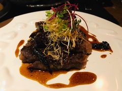 烤肋眼牛排配红酒小洋葱-AZUL by FUEL蓝色·法式酒馆(琶醍店)