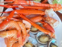 -黄浦江游览十六铺3号码头网红自助餐