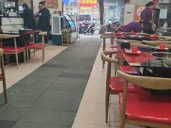 -烧哥美蛙肥肠鱼火锅·十五年社区店