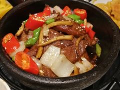 石锅山珍焗牛排-柒园·三十年创意杭帮菜(龙湖滨江天街店)