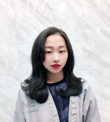 -5M HAIR SALON