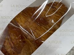 羊角包-Salon de The de Joel Robuchon(外滩18号店)