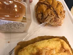-85度C(生甜甜圈研究工坊·上海松江人民北路店)