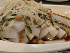 -丝路天山酒店(国际大巴扎店)