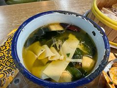 -喝丢一只鞋海鲜烧烤·海肠捞饭(东关街店)