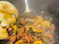 -万里闯关东铁锅炖菜馆(高新旗舰店)