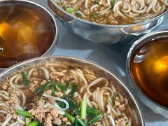 -正宗杨记普洱酸醋米线(总店)