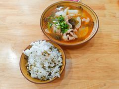 -眼镜肥肠店(振兴街店)