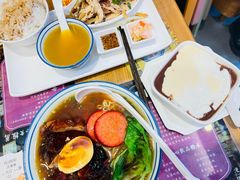 -彩虹站·香港烧腊茶餐厅