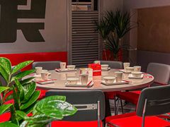 -龙巢盱眙龙虾·牛蛙·烧烤宵夜(八卦岭店)