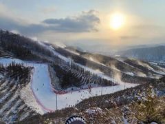 -翠云山银河滑雪场
