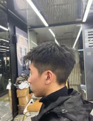 -藤野造型·专业烫染店
