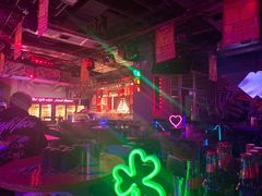 -UP嘻哈酒吧(粉巢店)