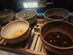 -山焱·炭火自助烤肉(周浦万达店)