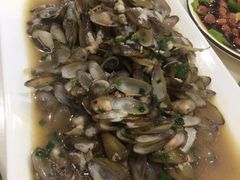 -虾弄弄海派小龙虾·牛羊蝎子火锅