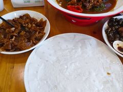 -品鲜村农家菜·阳澄湖大闸蟹(总店)
