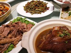 -吴记酱骨炖菜馆(康安路店)