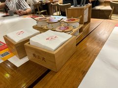 -馋三尺蟹粉小笼(人民广场店)