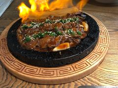 -蜜桃餐厅·伴山(湖滨商业街店)