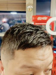 -Libertines barbershop 浪子理发店