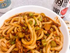 -汗腾格里·风味餐厅(新疆驻京办店)