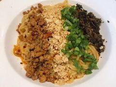 -峨嵋小镇·川菜(勒泰中心店)