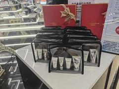 -国药中服免税(北京坊店)