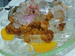 冰镇蜜桃猪颈肉-山泉公馆酒家(广州东站店)