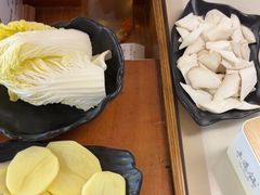 -土连锅·现熬养生汤锅(梁家巷店)