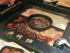 -老牌坊云南鱼豆花火锅(哈西万达店)